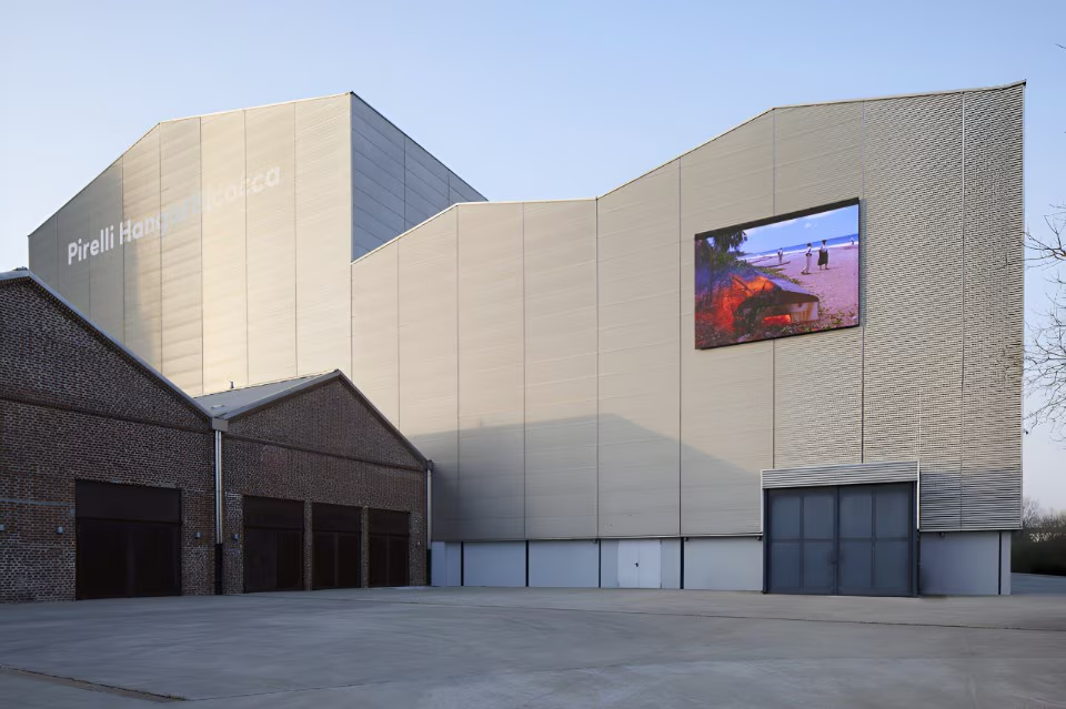 Private Tour Pirelli Hangar Bicocca